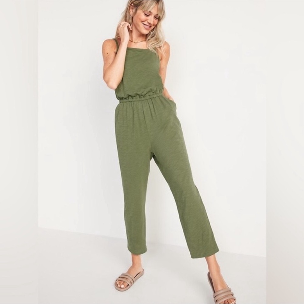 Old Navy Waist-Defined Sleeveless Cropped Cami Jumpsuit